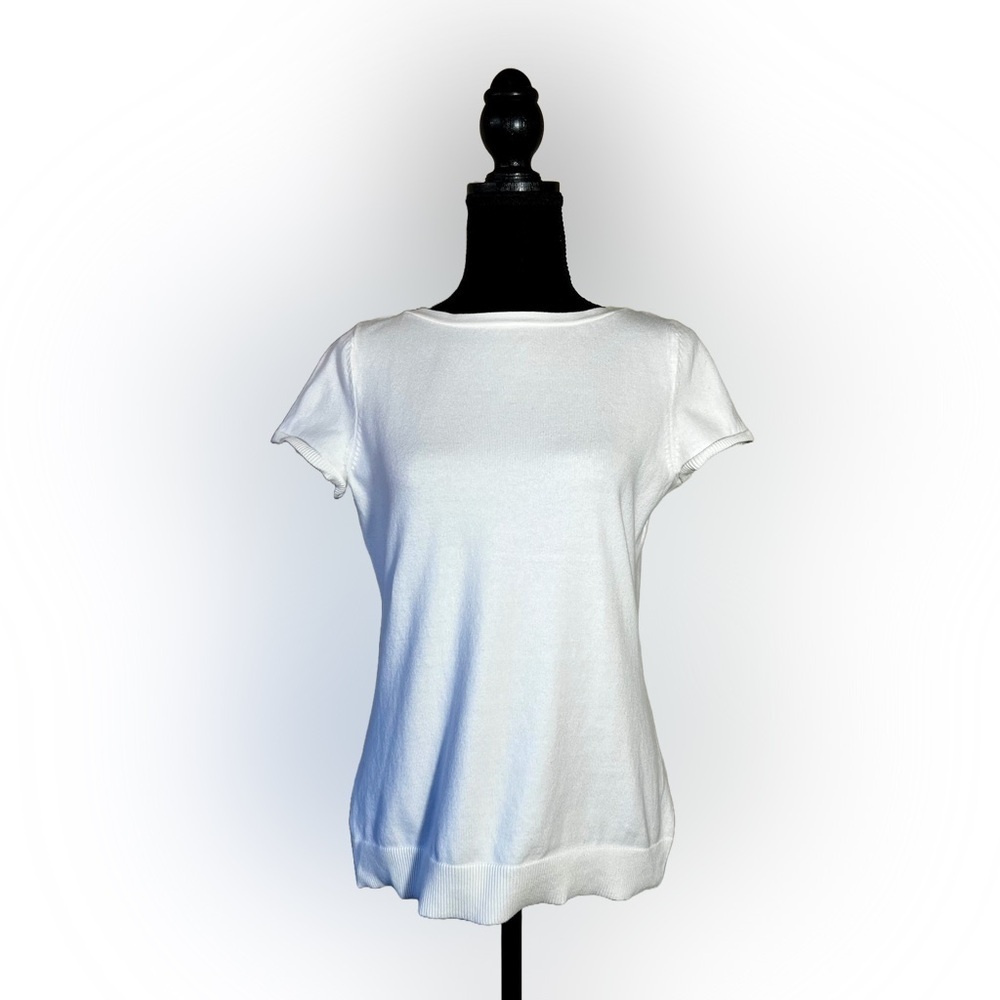 Liz Claiborne Women’s White Short Sleeve Tee – Size M – 70% Cotton / 30% Nylon